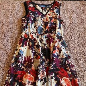 3/$12 Vera Wang Knee length dress